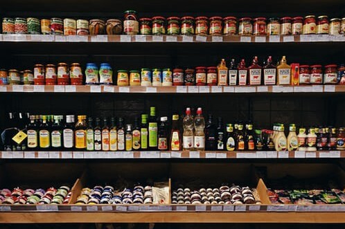 A grocery shelf display of keto-friendly foods
